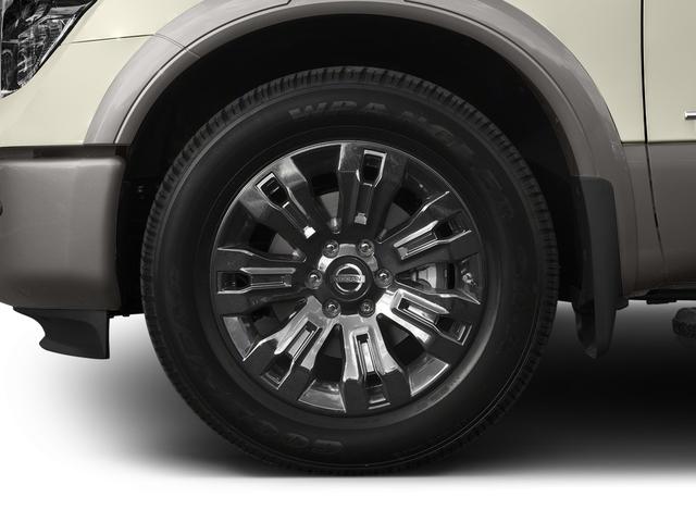 Photo of 2017 Pearl White Metallic Nissan Titan