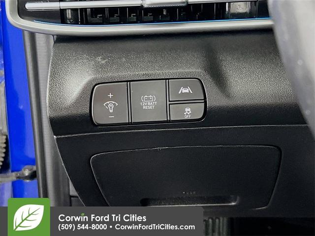 Photo of 2021 Intense Blue Hyundai ELANTRA