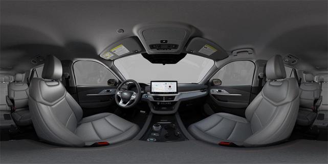 Photo of 2025 Star White Metallic Tri-Coat Ford Explorer