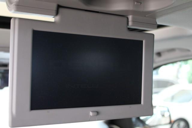 Photo of 2016 Quicksilver Metallic GMC Yukon