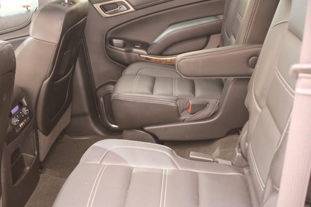Photo of 2016 Quicksilver Metallic GMC Yukon