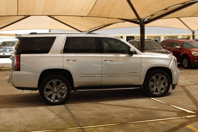 Photo of 2016 Quicksilver Metallic GMC Yukon