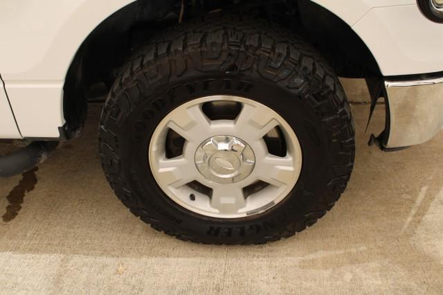Photo of 2012 Oxford White Ford F-150