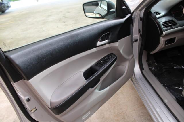 Photo of 2012 Alabaster Silver Metallic Honda Accord