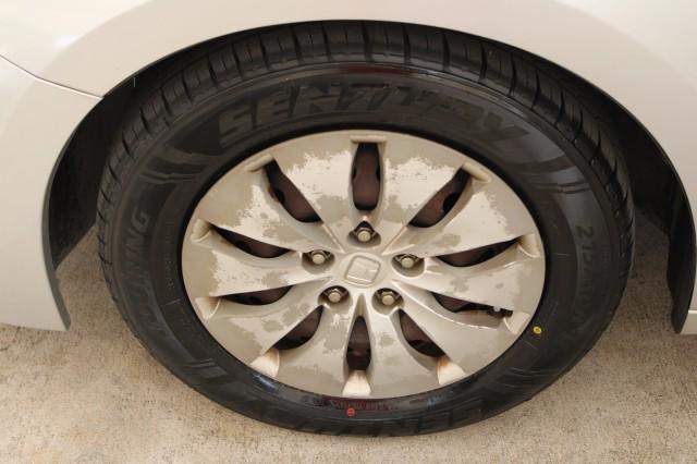 Photo of 2012 Alabaster Silver Metallic Honda Accord