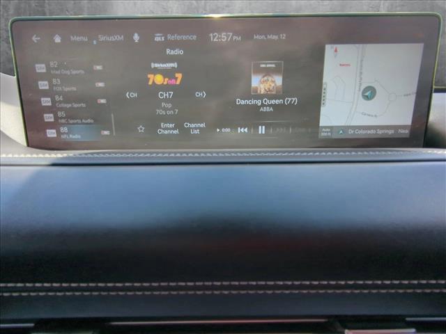 Photo of 2023 Alta White Genesis GV80