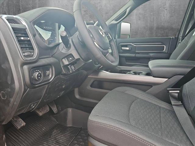 Photo of 2025 Diamond Black Crystal Pearlcoat RAM 2500