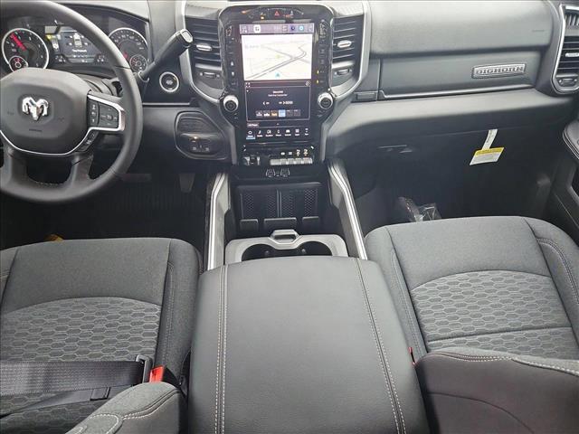 Photo of 2025 Diamond Black Crystal Pearlcoat RAM 2500