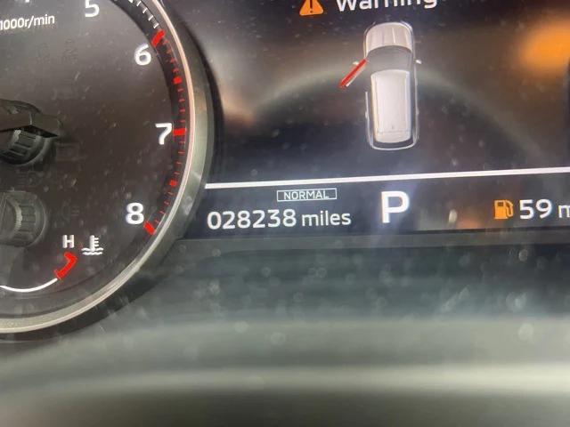 Photo of 2022 Alloy Silver Mitsubishi Outlander
