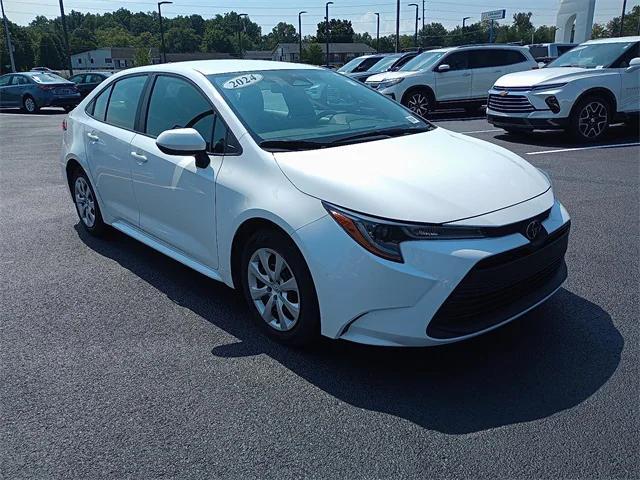 Photo of 2024 Ice Cap Toyota Corolla