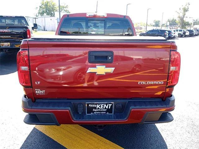 Photo of 2016 Red Rock Metallic Chevrolet Colorado