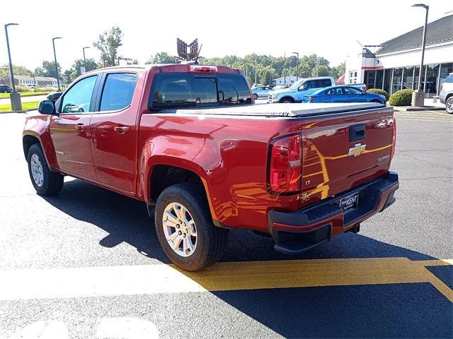 Photo of 2016 Red Rock Metallic Chevrolet Colorado