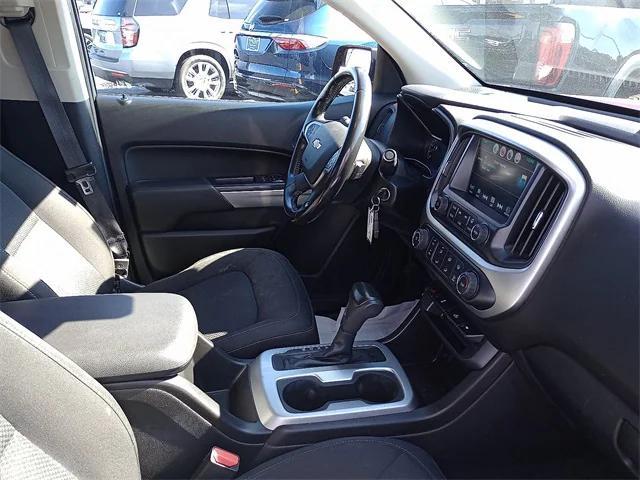 Photo of 2016 Red Rock Metallic Chevrolet Colorado