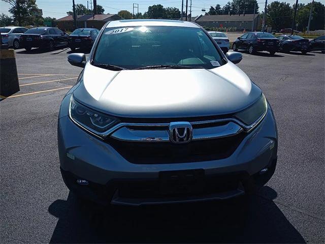 Photo of 2017 Lunar Silver Metallic Honda CR-V