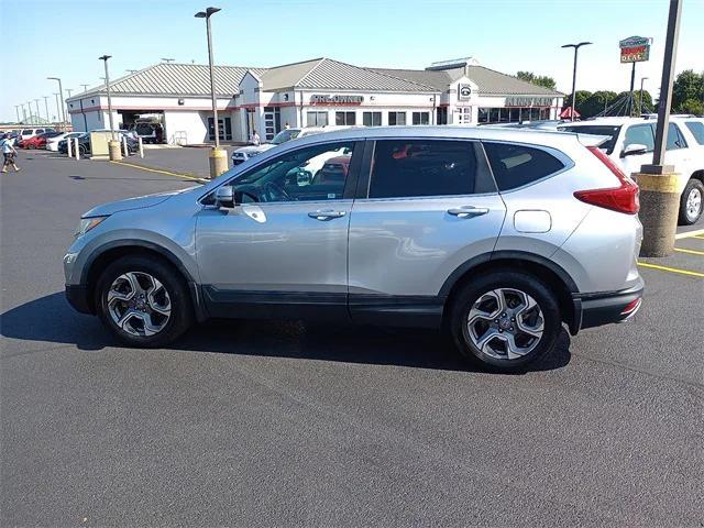 Photo of 2017 Lunar Silver Metallic Honda CR-V