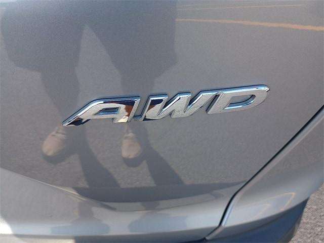 Photo of 2017 Lunar Silver Metallic Honda CR-V
