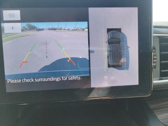 Photo of 2020 Star White Metallic Tri-Coat Ford Explorer