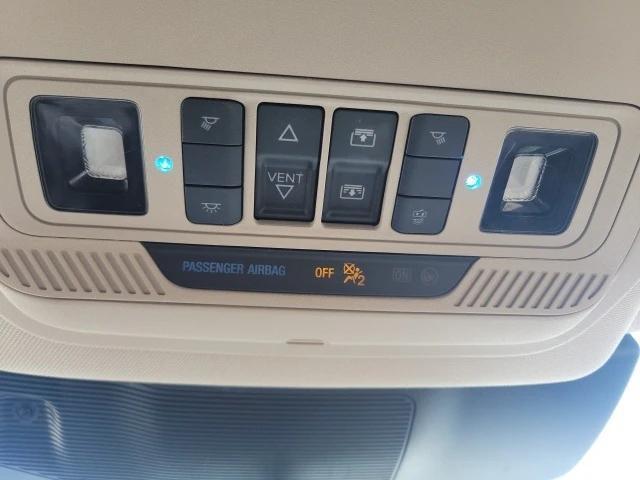 Photo of 2020 Star White Metallic Tri-Coat Ford Explorer