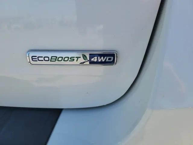 Photo of 2020 Star White Metallic Tri-Coat Ford Explorer