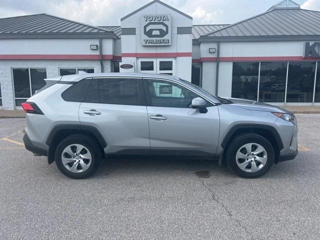 Photo of 2022 Midnight Black Toyota RAV4
