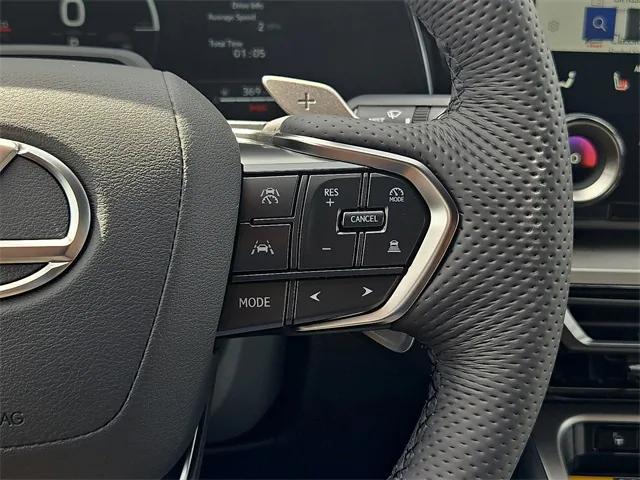 Photo of 2025 Celestial Silve Lexus TX 500h