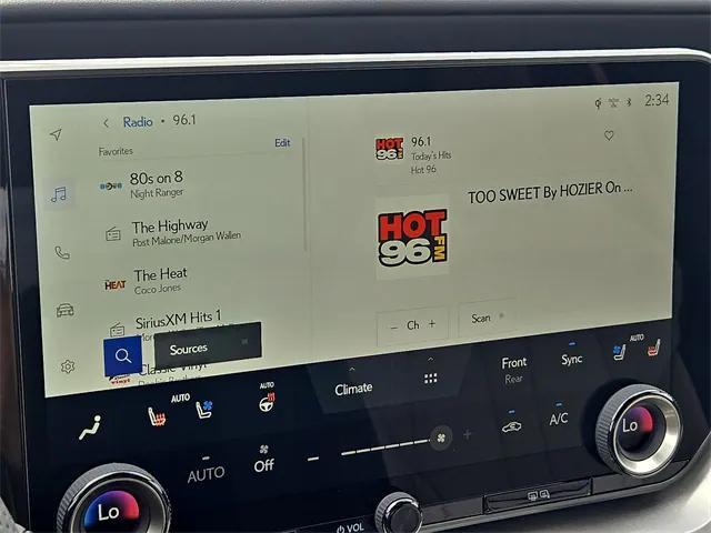 Photo of 2025 Celestial Silve Lexus TX 500h