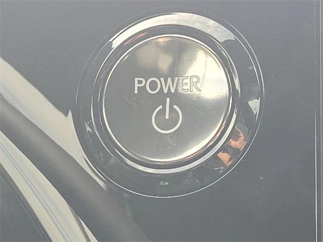 Photo of 2025 Celestial Silve Lexus TX 500h