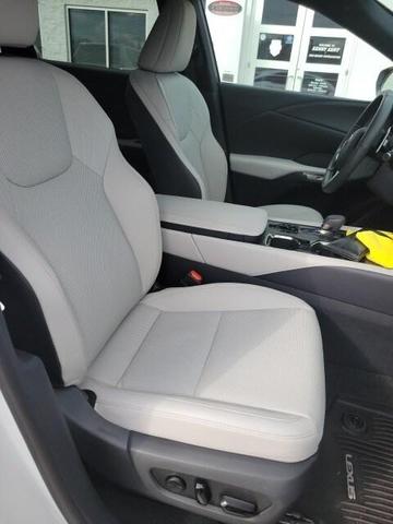 Photo of 2023 Eminent White Pearl Lexus RX 350