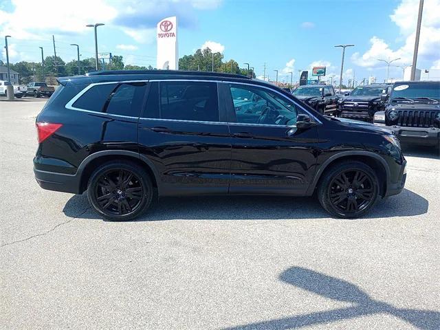 Photo of 2022 Crystal Black Pearl Honda Pilot