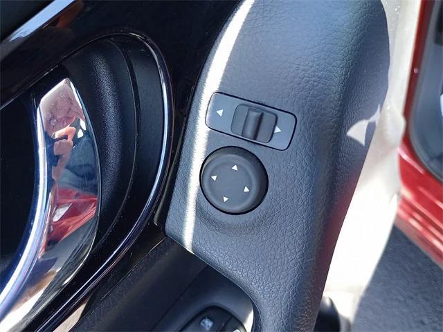 Photo of 2021 Scarlet Ember Tintcoat Nissan Rogue Sport