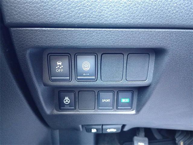 Photo of 2021 Scarlet Ember Tintcoat Nissan Rogue Sport