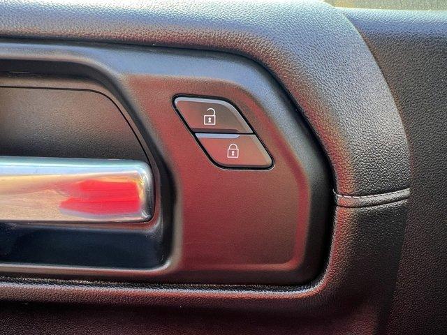 Photo of 2020 Silver Ice Metallic Chevrolet Silverado 1500