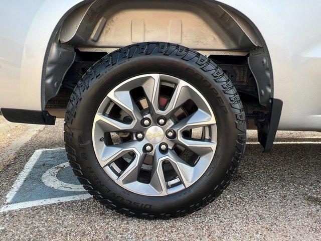 Photo of 2020 Silver Ice Metallic Chevrolet Silverado 1500