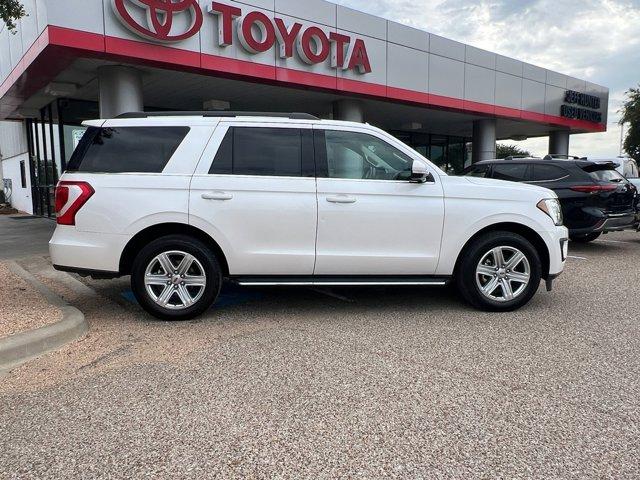 Photo of 2019 White Ford Expedition