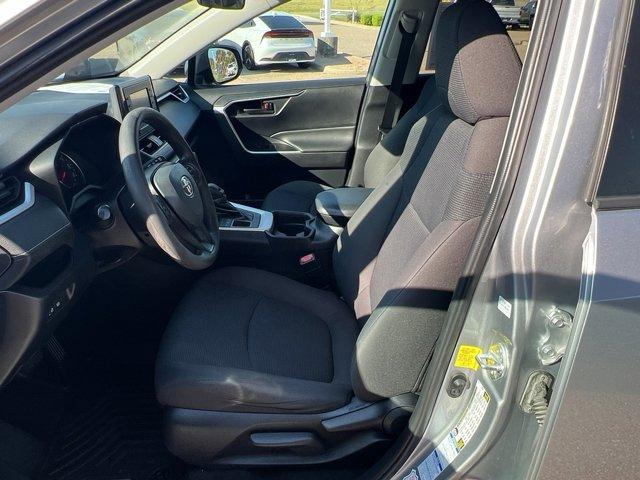 Photo of 2020 Silver Toyota RAV4