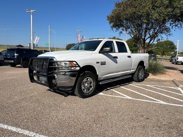 Photo of 2014 Bright White Clearcoat RAM 2500
