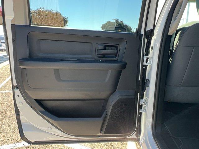 Photo of 2014 Bright White Clearcoat RAM 2500