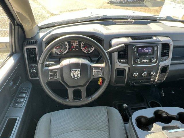 Photo of 2014 Bright White Clearcoat RAM 2500