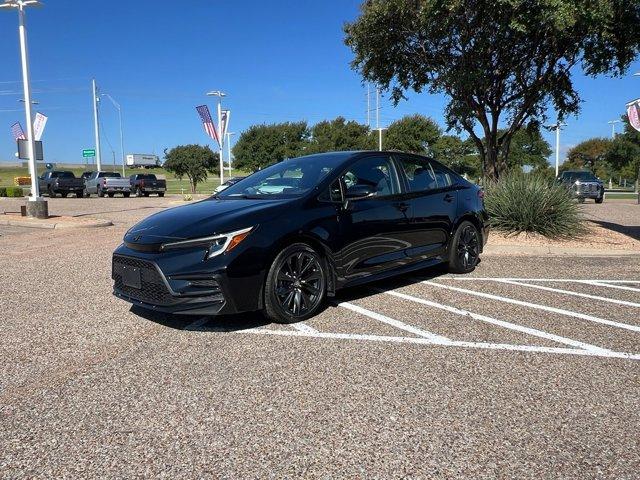 Photo of 2024 Black Toyota Corolla