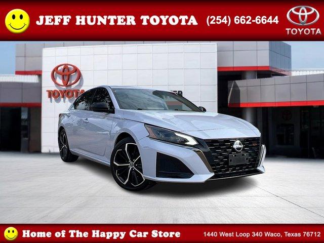 Photo of 2024 Gray Sky Pearl Nissan Altima
