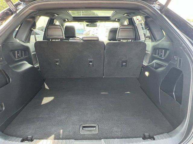 Photo of 2021 Agate Black Metallic Ford Edge