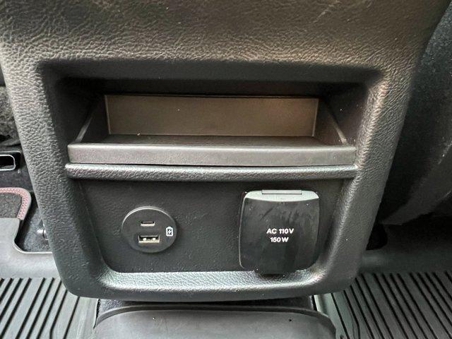 Photo of 2021 Agate Black Metallic Ford Edge