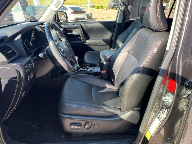 Photo of 2021 Gray Toyota 4Runner