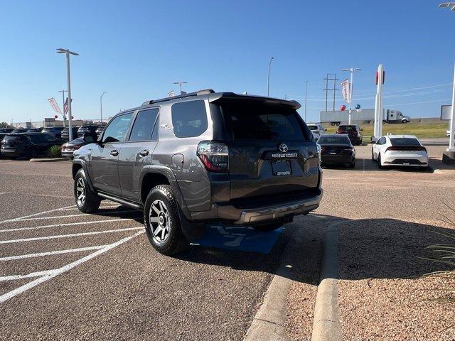 Photo of 2021 Gray Toyota 4Runner