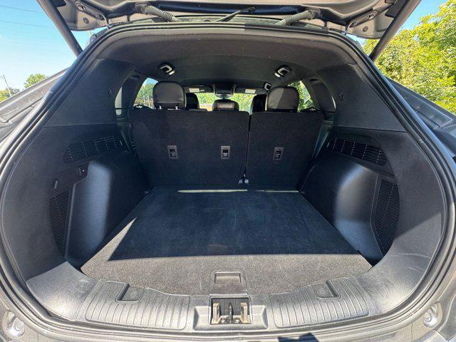 Photo of 2024 Carbonized Gray Metallic Ford Escape