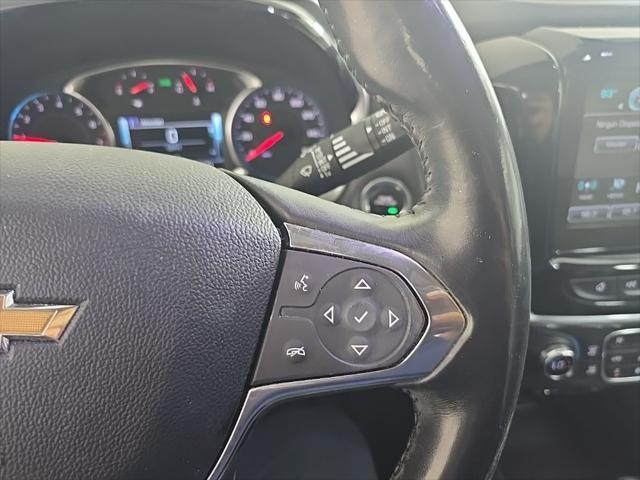 Photo of 2018 Summit White Chevrolet Traverse