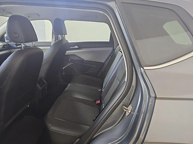 Photo of 2022 Gray Volkswagen Taos