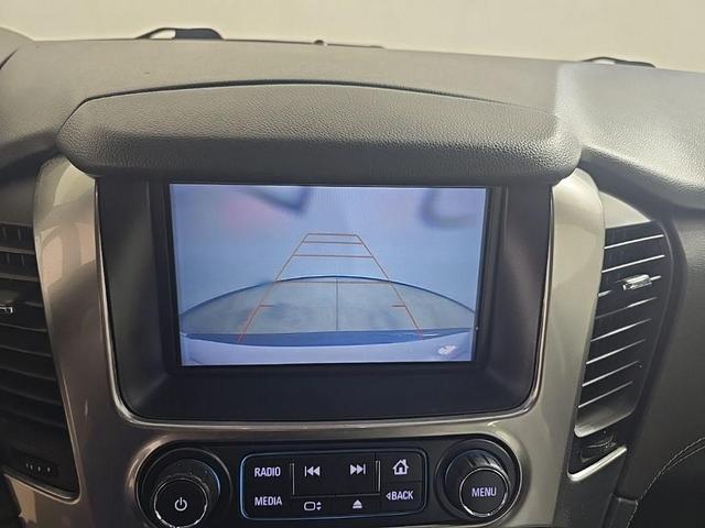Photo of 2019 Summit White Chevrolet Tahoe