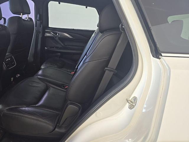 Photo of 2018 Snowflake White Pearl Mica Mazda CX-9
