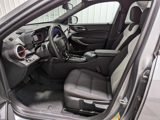 Photo of 2024 Sterling Gray Metallic Chevrolet Trax